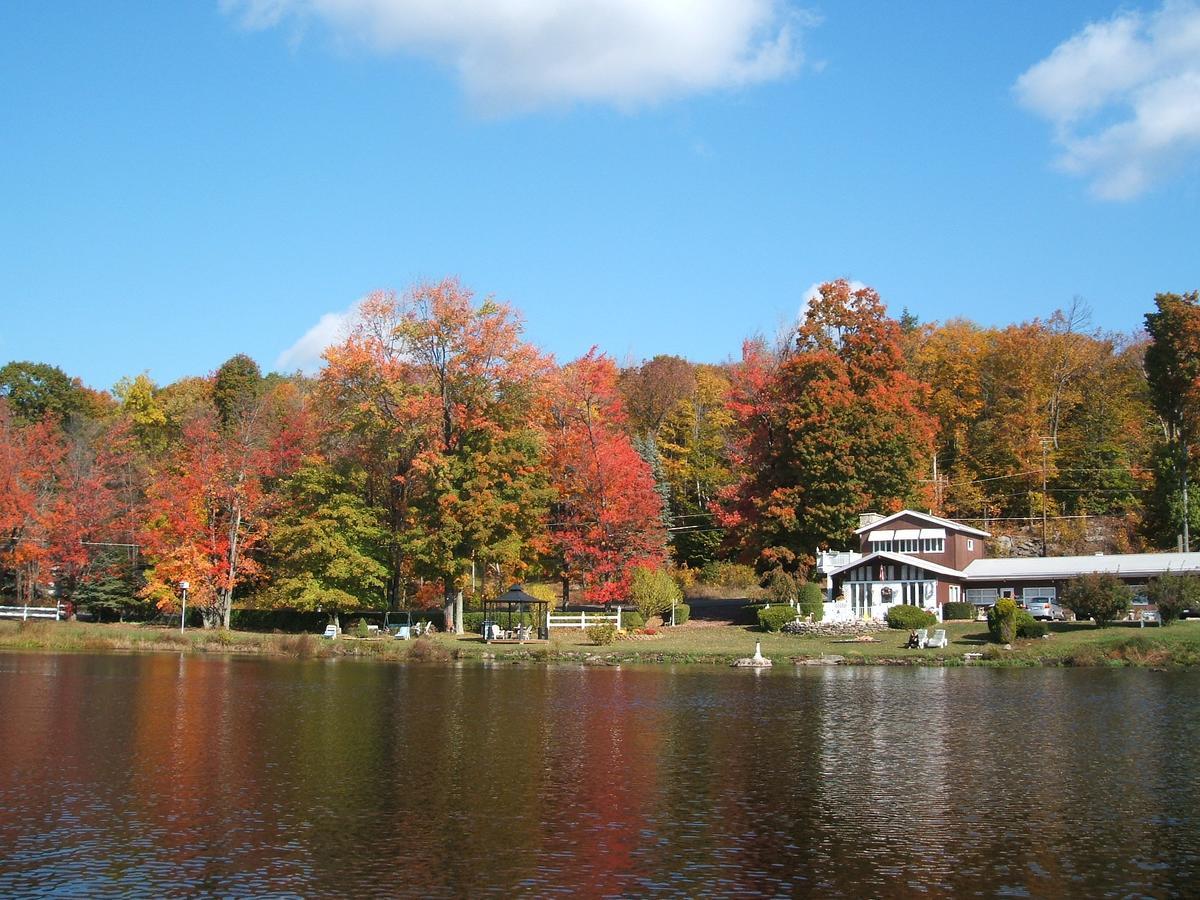 Lake Moc A Tek Inn Lakeville Εξωτερικό φωτογραφία