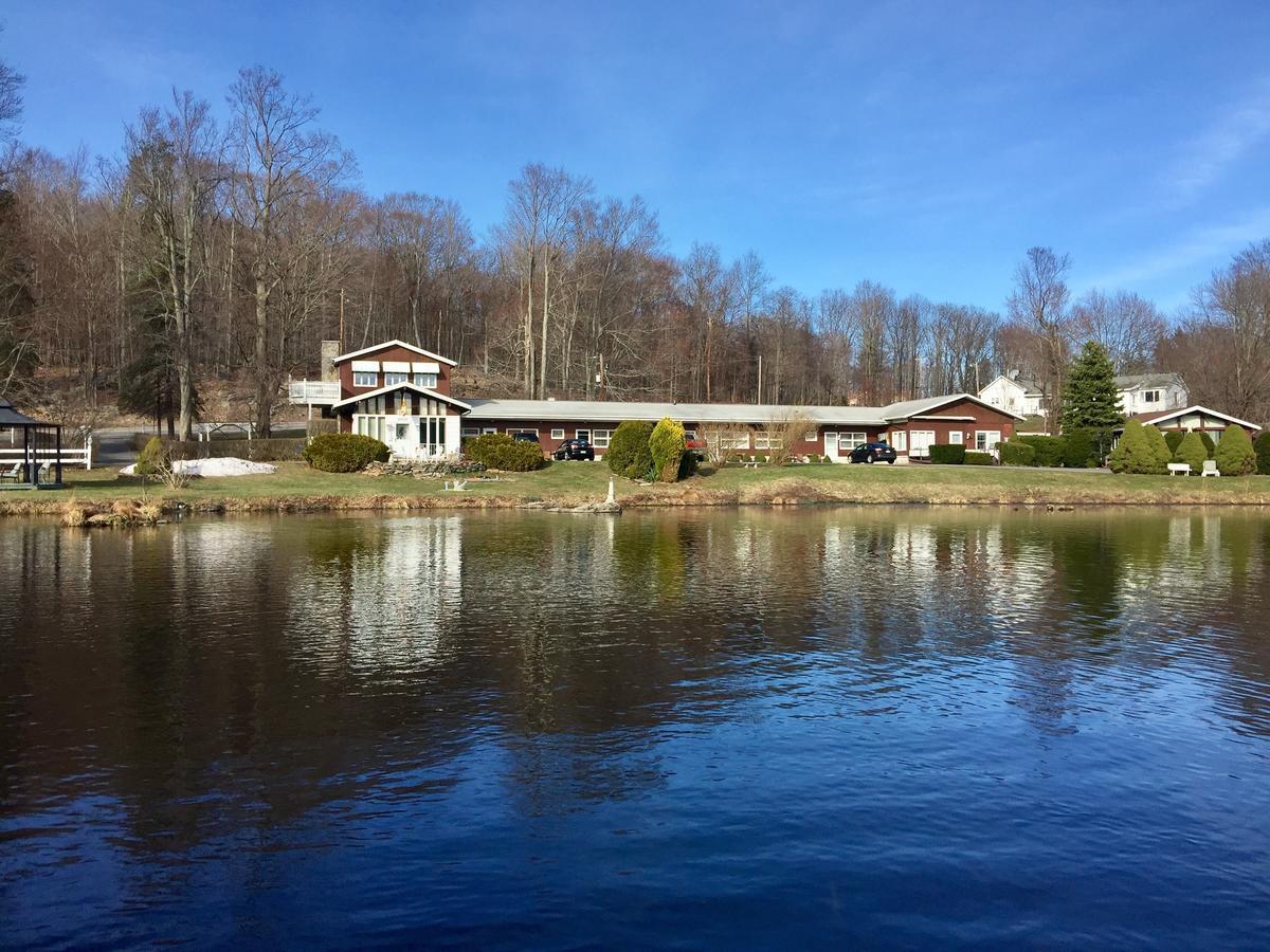 Lake Moc A Tek Inn Lakeville Εξωτερικό φωτογραφία