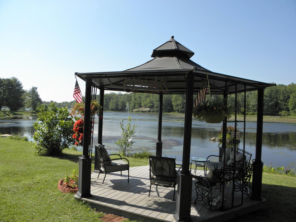 Lake Moc A Tek Inn Lakeville Εξωτερικό φωτογραφία